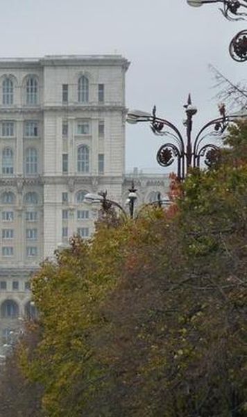 El Correo: "Bucurestiul, o capitala accesibila si pentru cei cu portofelul mai subtire. Drumurile lasa insa de dorit si nu este recomandat sa mergi cu taxiul"