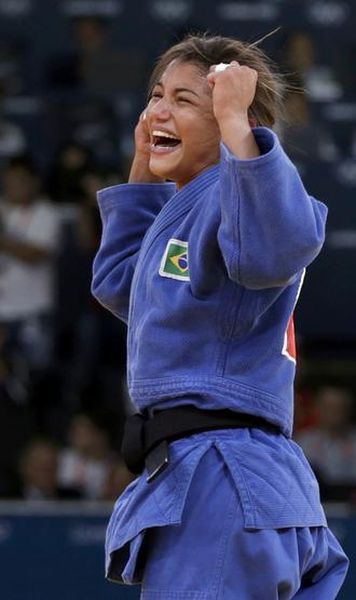 JO 2012 Judo VIDEO Prima medalie pentru delegatia Romaniei/ Alina Dumitru castiga argintul la categoria de 48 kg