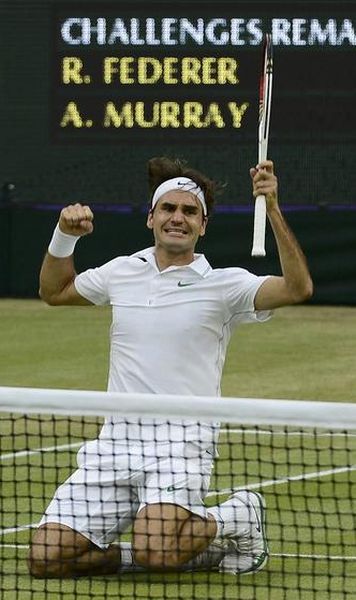 Roger Federer castiga al 7-lea titlu la Wimbledon si redevine Nr. 1 mondial