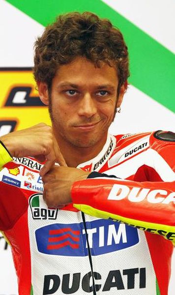 Valentino Rossi paraseste echipa Ducati la sfarsitul anului si se intoarce la Yamaha