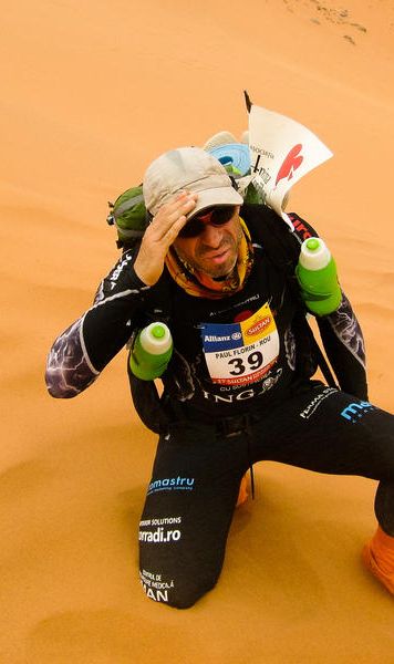 Marathon des Sables: 233 de kilometri in desert pentru copiii bolnavi de inima