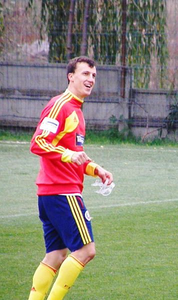 ​FOTOGALERIE Vlad Chiriches, cu noua masca - Antrenamentul nationalei inainte de duelul decisiv cu Grecia