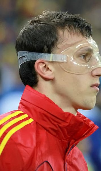 Vlad Chiriches va fi capitanul echipei nationale a Romaniei la EURO 2016