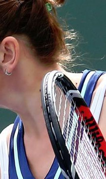 Indian Wells: Simona Halep s-a calificat in semifinale dupa o victorie categorica cu Casey Dellacqua (6-2, 6-2)