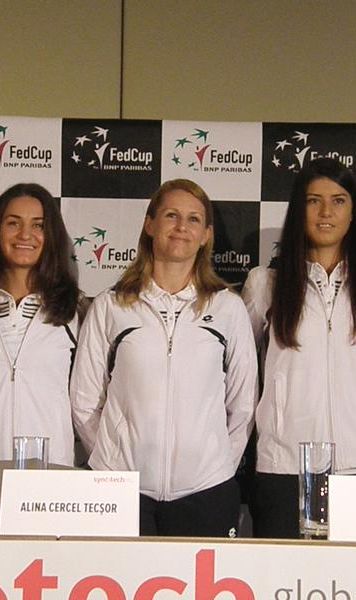 Fed Cup: Romania - Serbia: Sorana Carstea vs Ana Ivanovic, primul meci