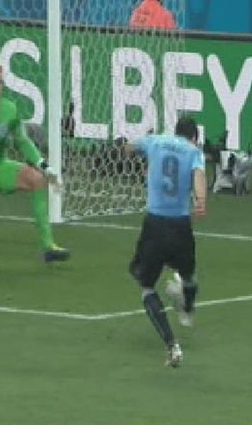 CM Fotbal Anglia - Uruguay 1-2 Spectacol total. Suarez reuseste dubla/ Anglia depinde de Italia si de jocul rezultatelor