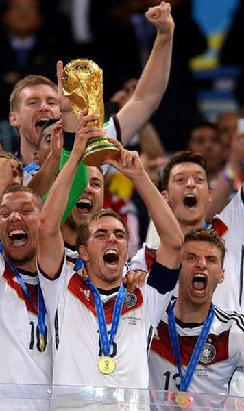 VIDEO FOTOGALERIE Germania - Argentina 1-0/ Germania, noua regina a lumii - Deutschland über alles