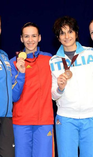 Simona Gherman a castigat medalia de aur la Grand Prix-ul de spada feminin de la Doha