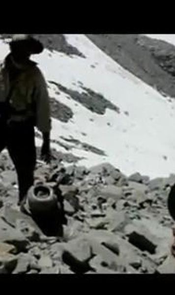 VIDEO Un avion care transporta mai multi jucatori chilieni de fotbal a fost gasit dupa 54 de ani