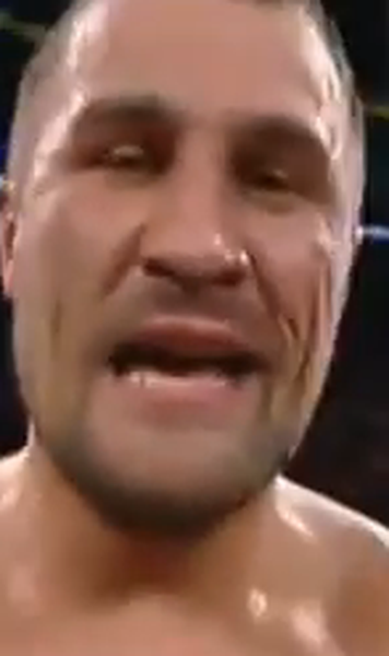 VIDEO Serghei Kovalev l-a invins prin KO tehnic pe Jean Pascal si si-a pastrat titlurile WBA, WBO si IBF