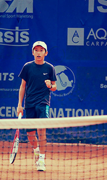 Cum vad parintii juniorilor români greutatile tenisului de performanta: "As vinde si pantalonii de pe mine pentru copil!"