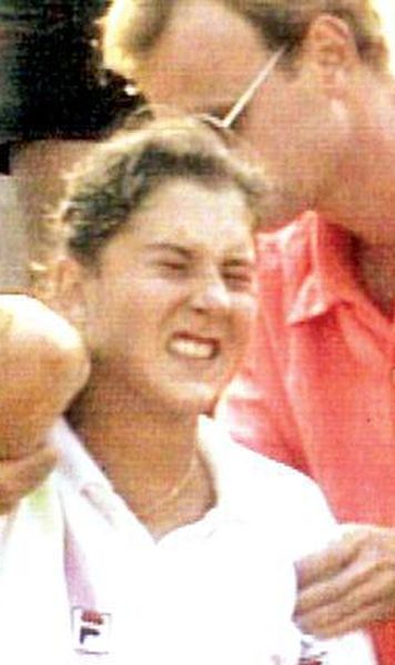 ​VIDEO 22 de ani la agresiunea suferita de Monica Seles - Unul din cele mai "negre" episoade din istoria tenisului