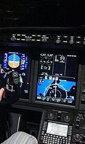 Scandal in Turcia, dupa ce Arda Turan a fost lasat in cockpit-ul aeronavei care aducea acasa nationala de fotbal