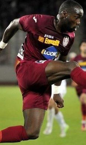 Steaua l-a transferat pe Gregory Tade de la CFR Cluj