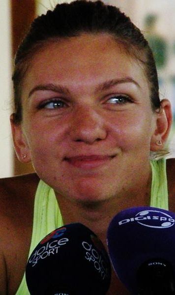 FOTOGALERIE Simona Halep, cu bateriile incarcate inainte de startul sezonului american de hard: "Ma simt foarte bine dupa vacanta, la US Open voi lucra cu Darren Cahill"