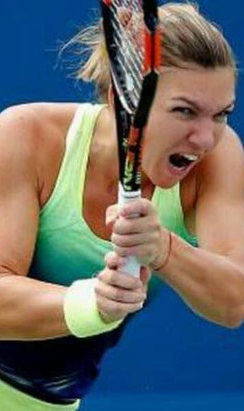 ​WTA Cincinnati: Simona Halep vs Kristina Mladenovic 7-5, 5-7, 6-4/ In optimi cu emotii