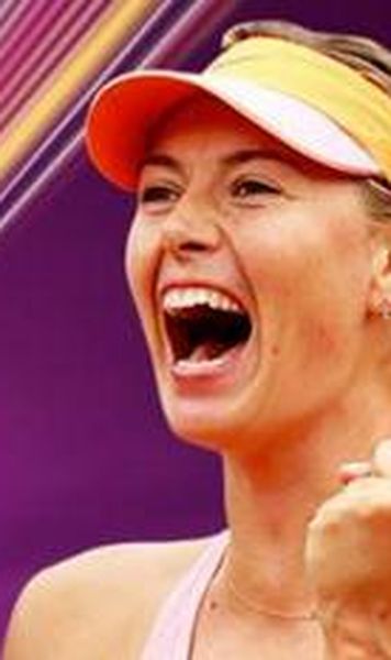 Turneul Campioanelor: Maria Sharapova, victorie in doua seturi cu Flavia Pennetta - Agnieszka Radwanska, in semifinale