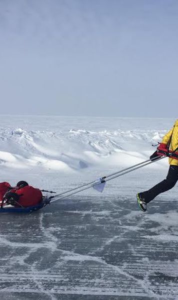 Romanul Tiberiu Useriu a castigat cel mai greu maraton din lume 6633 Ultra, ce s-a desfasurat dincolo de Cercul Polar