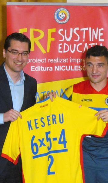 Misterul ecuatiilor de pe tricourile fotbalistilor: FRF lanseaza un 
manual auxiliar de matematica pentru elevi de clasa a patra. Cinci mere 
plus patru pere, inlocuit de cate goluri au dat Stanciu si Chiriches