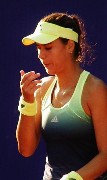 Tenis: Sorana Cirstea a invins-o pe Andreea Mitu, in sferturi la Croissy-Beaubourg (ITF)