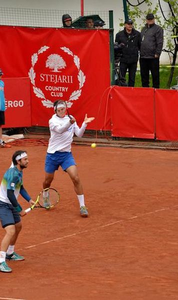 ATP Stuttgart: Horia Tecau si Florin Mergea, calificare cu mari emotii in sferturi