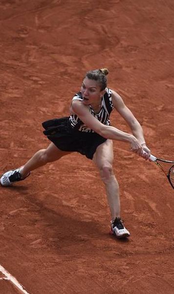 Roland Garros Meciul Simona Halep - Samantha Stosur, intrerupt de ploaie la scorul de 5-3 pentru romanca, se va incheia luni