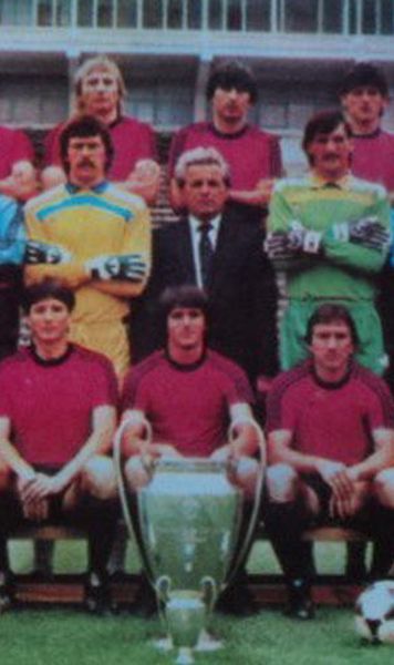 VIDEO Ciolos catre stelistii care au castigat Cupa Campionilor: Am avut sansa sa va vad "in culori"