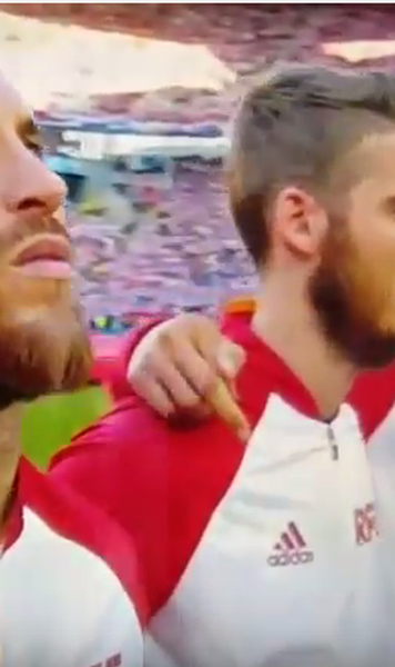 VIDEO Euro 2016 Gestul lui Gerard Pique care a starnit controverse in Spania - A fost sau nu intentionat?
