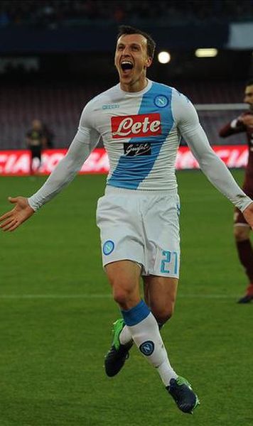 VIDEO Napoli - Torino 5-3/ Vlad Chiriches si Dries Mertens au inscris pentru gazde - Belgianul a reusit patru goluri