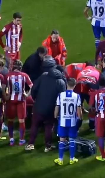 VIDEO Fernando Torres, dupa accidentarea suferita in meciul cu Deportivo: "M-am speriat, dar sper sa revin cat mai repede pe teren"
