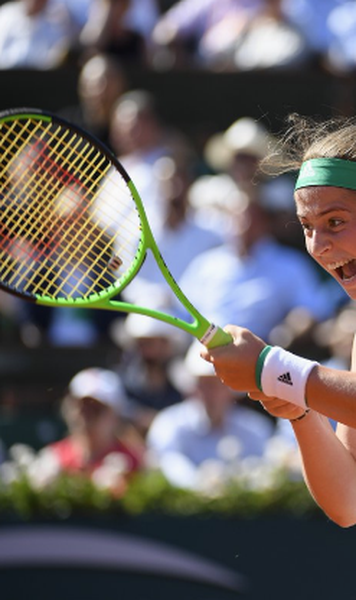 L'Equipe: Senzatia Ostapenko o invinge pe Halep si provoaca surpriza la Roland Garros