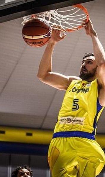 U BT Cluj – Steaua Bucureşti, scor 67-71, în derbiul etapei a III-a a Ligii Naţionale de baschet masculin