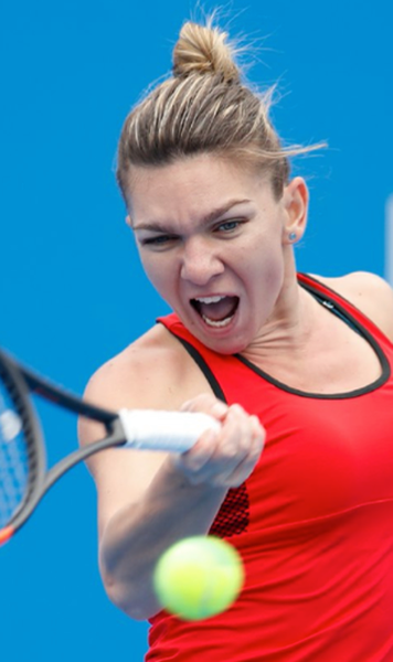 VIDEO WTA Shenzhen: Simona Halep vs Aryna Sabalenka 6-2, 6-2/ Halep s-a calificat in semifinale - Duel cu Irina Begu