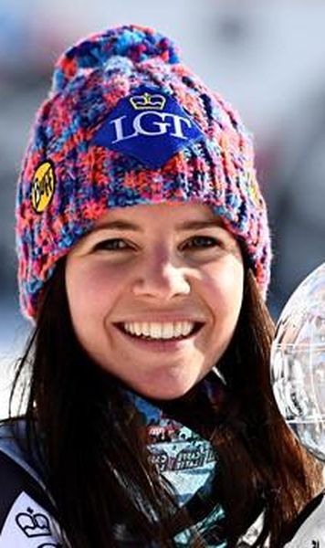 VIDEO Schi alpin: Tina Weirather a castigat pentru a doua oara consecutiv Globul de Cristal la slalom super-urias