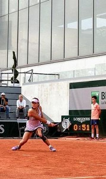 Roland Garros: Alexandra Dulgheru, în turul doi -  Victorie muncită cu Christina McHale (scor 5-7, 7-6 (5), 6-3)