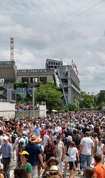 Roland Garros, programul de sâmbătă: Simona Halep, al treilea meci pe terenul 18; Irina Begu, la loc de cinste - a treia partidă de pe Lenglen