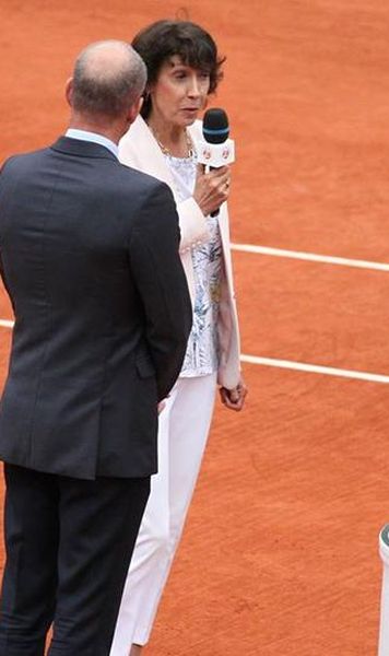 Virginia Ruzici, premiată de organizatori la împlinirea a 40 de ani de la titlul cucerit la Roland Garros