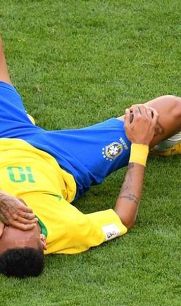 Statistică amuzantă la CM 2018: Neymar a rămas căzut pe gazon 14 minute în cele patru meciuri disputate
