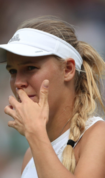 Surprizele se țin lanț la Wimbledon: Caroline Wozniacki și Agnieszka Radwanska, eliminate în turul al doilea