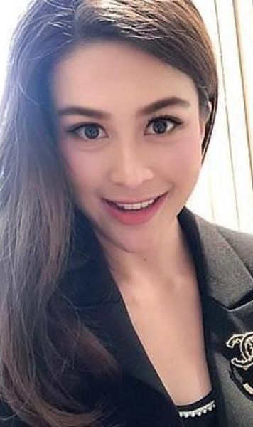 Era fostă Miss Thailanda și și-a pierdut viața alături de patronul lui Leicester! Ultima poză, înainte de accident