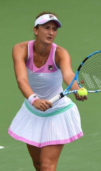 WTA Hobart: Irina Begu, învinsă în sferturi de Anna Karolina Schmiedlova