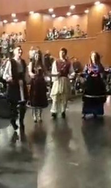 VIDEO Simona Halep, cetăţean de onoare al municipiului Călăraşi - Liderul mondial s-a prins în horă la finalul evenimentului