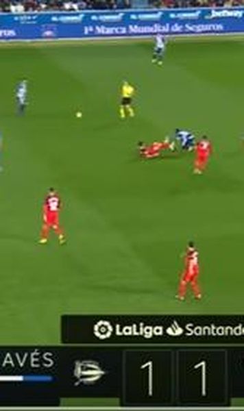 VIDEO Sevilla a cedat locul întâi din LaLiga după 1-1 cu Alaves - Barcelona, noul lider