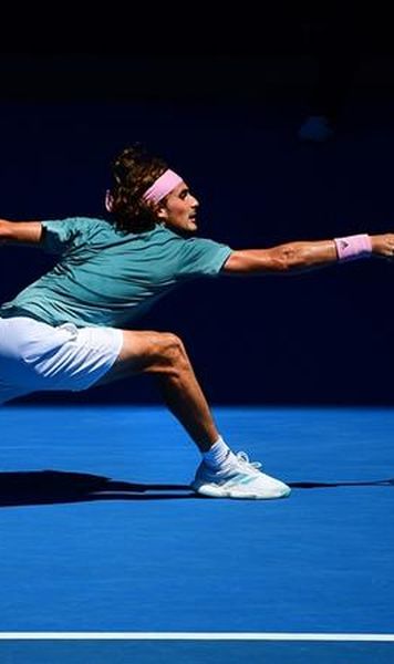 ​VIDEO Australian Open: Continuă visul lui Stefanos Tsitsipas - Grecul, în semifinale la Melbourne (victorie în patru seturi cu Roberto Bautista)