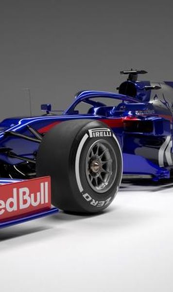 FOTO VIDEO Formula 1: Toro Rosso şi-a prezentat noul monopost; Williams schimbă culorile