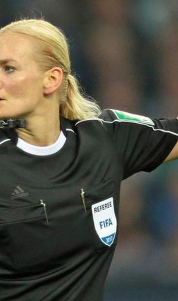 Bibiana Steinhaus, arbitră din Bundesliga, și obsesia care nu-i dă pace în timp ce se uită la meciuri la televizor