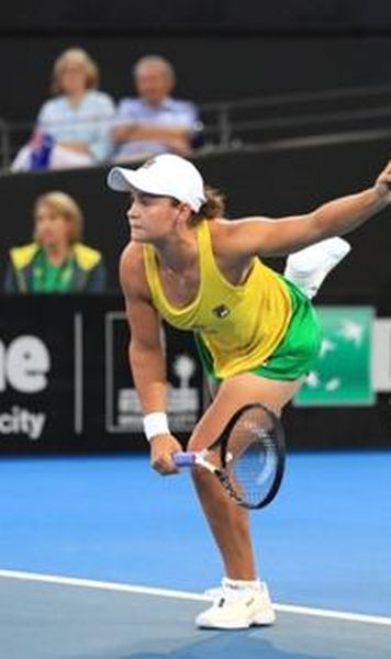 ​FedCup, semifinale: Australia vs Belarus 1-1 / Asleigh Barty a egalat pentru gazde (7-6, 6-3 vs Victoria Azarenka)