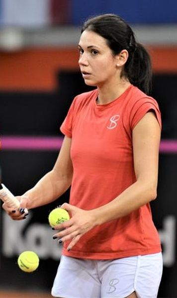 Roland Garros: Raluca Olaru, în optimi la dublu mixt / Mihaela Buzărnescu, eliminată după ce echipa sa a ratat cinci mingi de meci