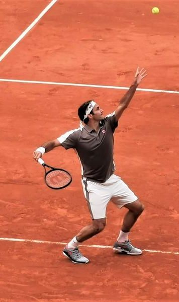 Majestatea Sa, înaltul tribunei, revenirea și grația - Roger Federer și iubirea necondiționată a Parisului