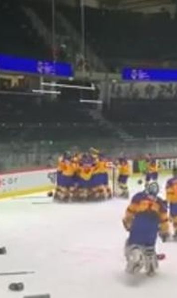 VIDEO CM Hochei pe gheață: România a câștigat grupa şi a promovat în al doilea eşalon mondial (3-1 cu Olanda)